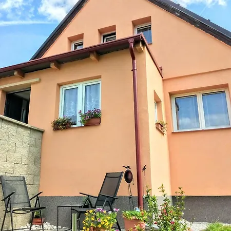 U Lipna, Pro Cyklisty, Motorkare Apartmán Frymburk
