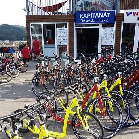 U Lipna, Pro Cyklisty, Motorkare *
