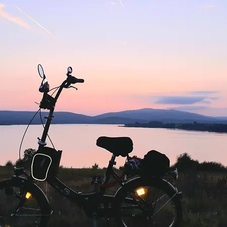 Apartmán U Lipna, Pro Cyklisty, Motorkare Frymburk